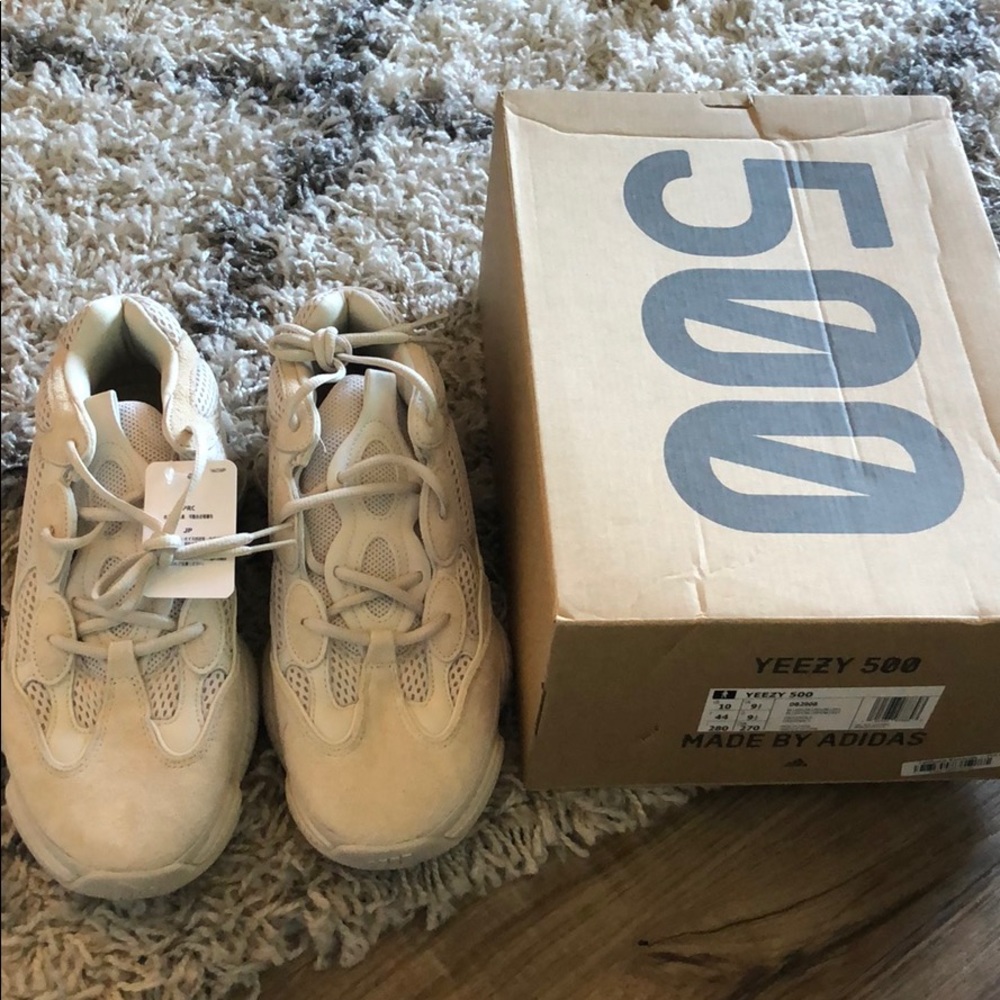 YEEZY 500